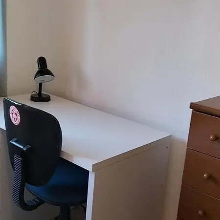 Habitación Individual En La Playa Habitación en casa particular